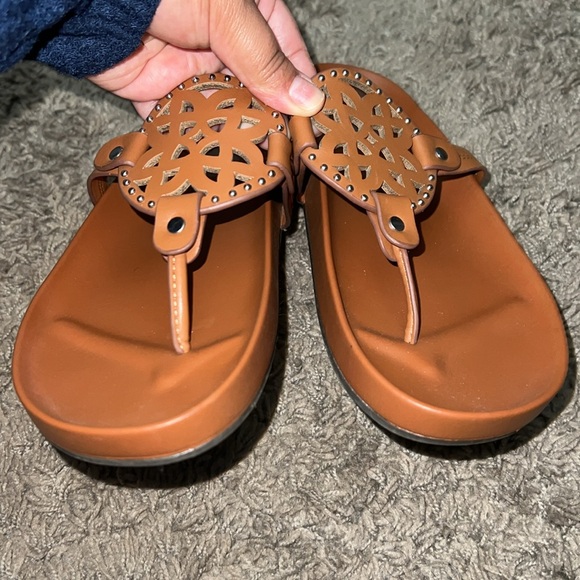 Dolce Vita Sandals - Picture 5 of 5